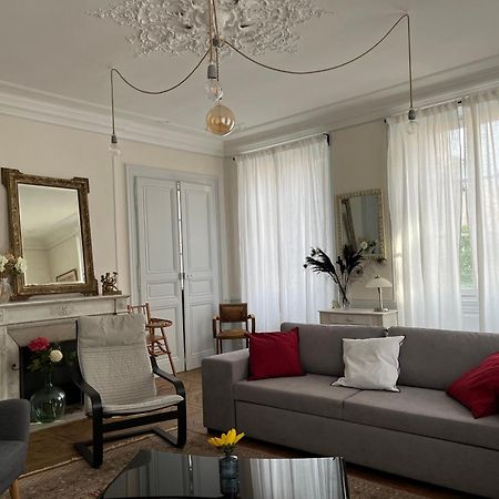 La Villa Louana 1 Appartement 160M2 Sobriete,Elegance En Coeur De Ville โอบุสซง ภายนอก รูปภาพ