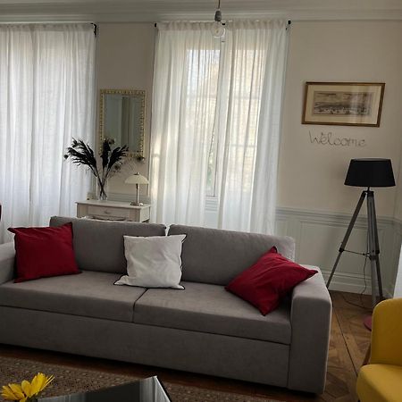 La Villa Louana 1 Appartement 160M2 Sobriete,Elegance En Coeur De Ville โอบุสซง ภายนอก รูปภาพ